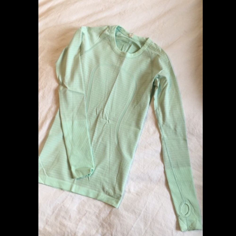Lululemon longsleeve